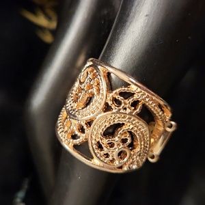 Paparazzi Rose Gold Filagree Ring - 152